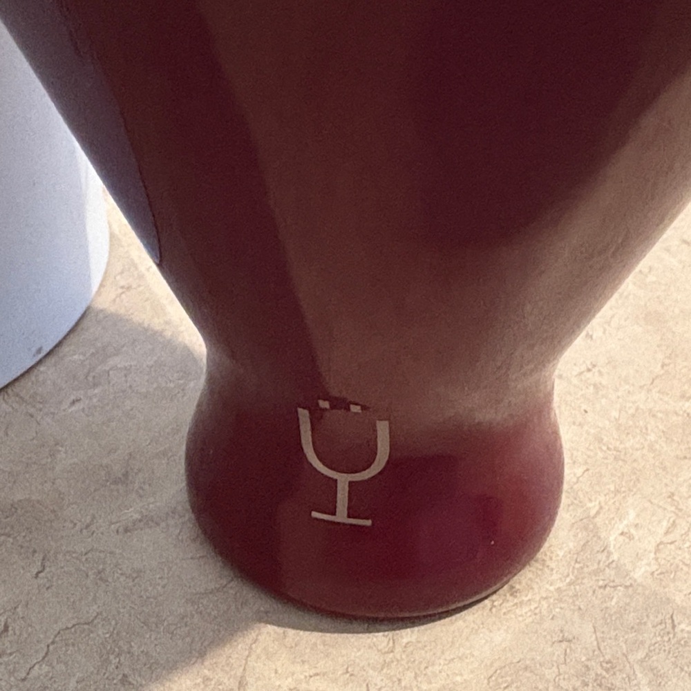 BrüMate Margtini Merlot 10oz Drinkware - Picture 2 of 5